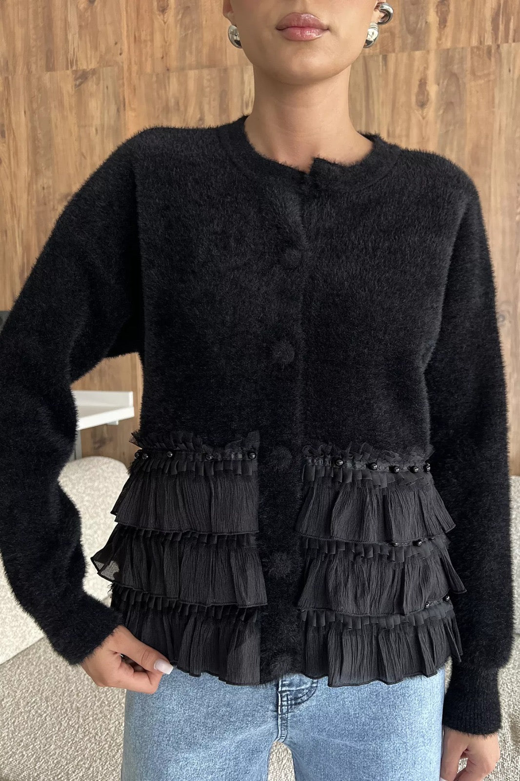 Alt Kısmı Fırfırlı Yumoş Triko Ceket