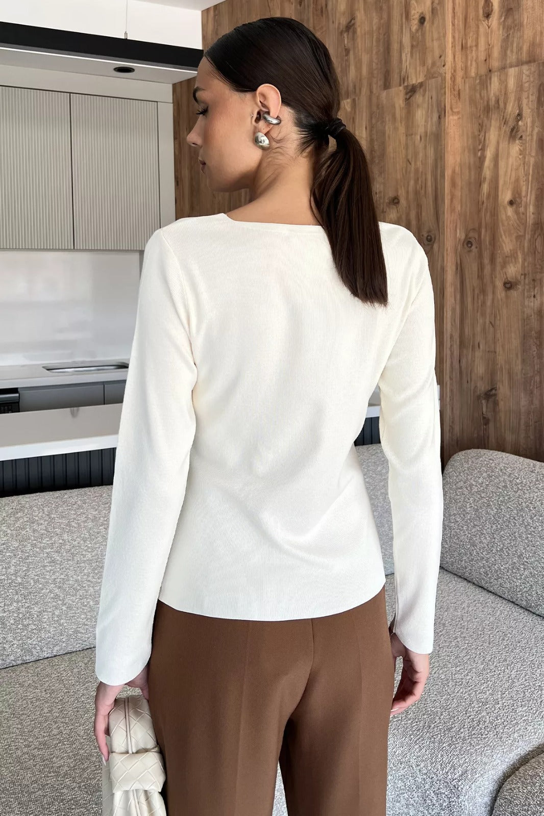 Ön Gül Detaylı Triko Bluz