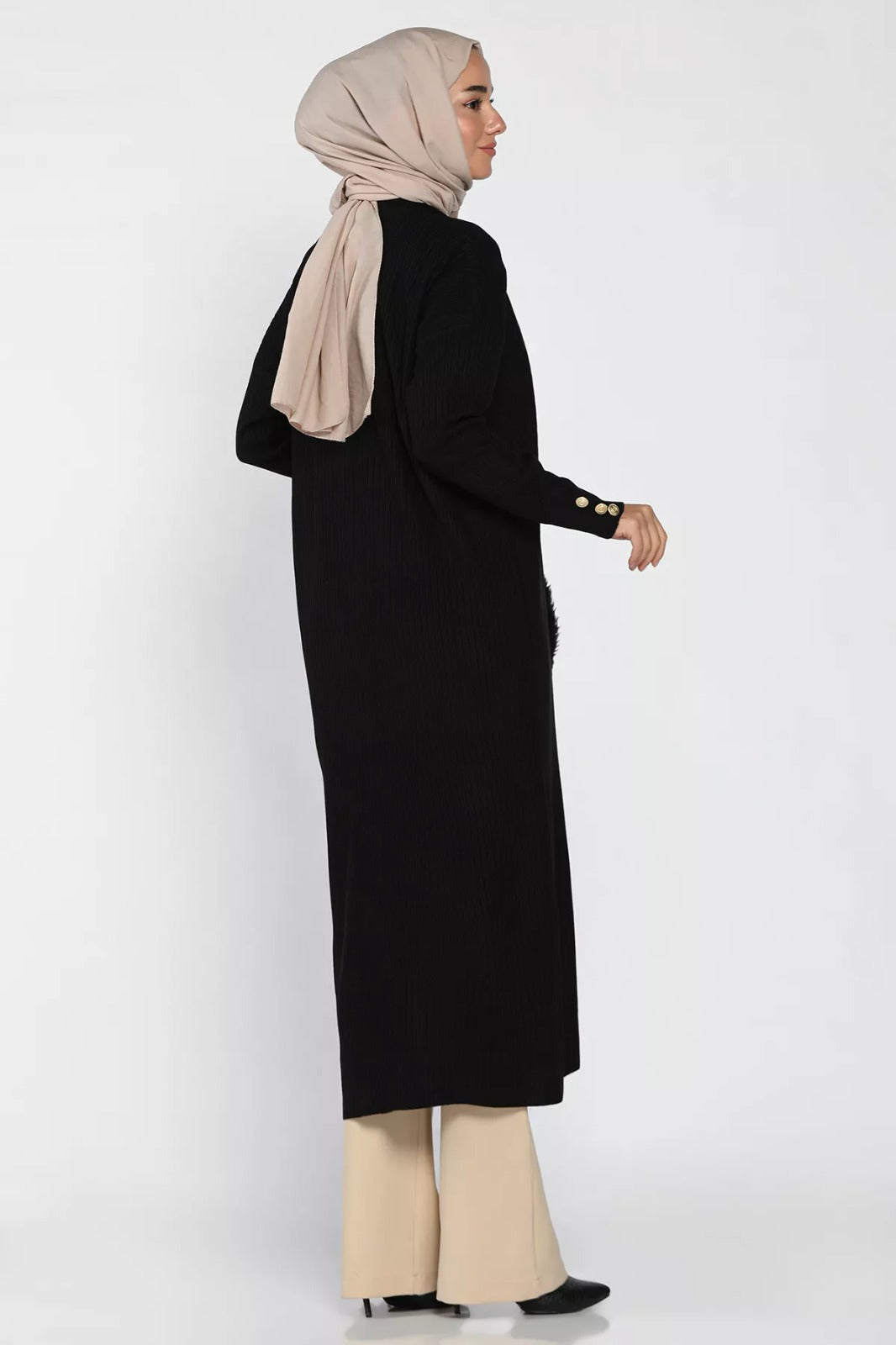 Gold Düğmeli Kendinden Çizgi Desenli Tesettür Triko Hırka