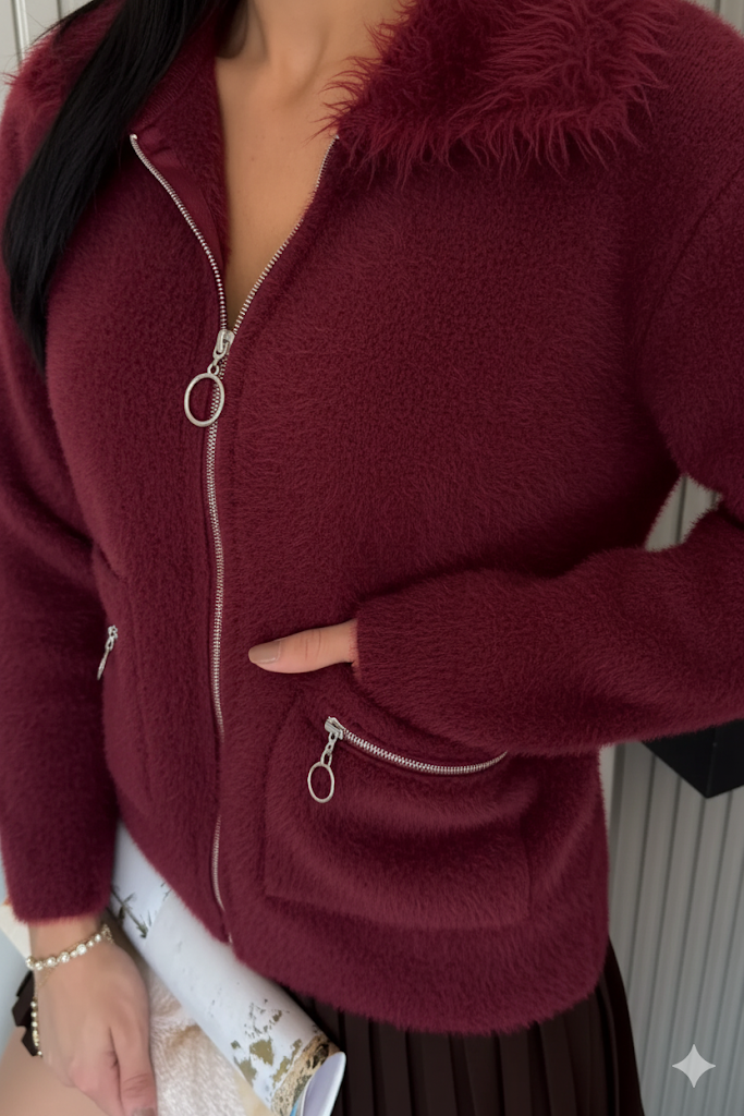 Kadın Peluş Yaka Çift Cepli Yumoş Triko Ceket