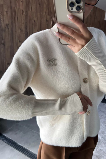 Broşlu Şardonlu Triko Ceket