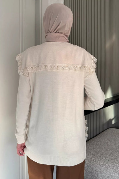 Papatya Figürlü Fistolu Tesettür Triko Hırka