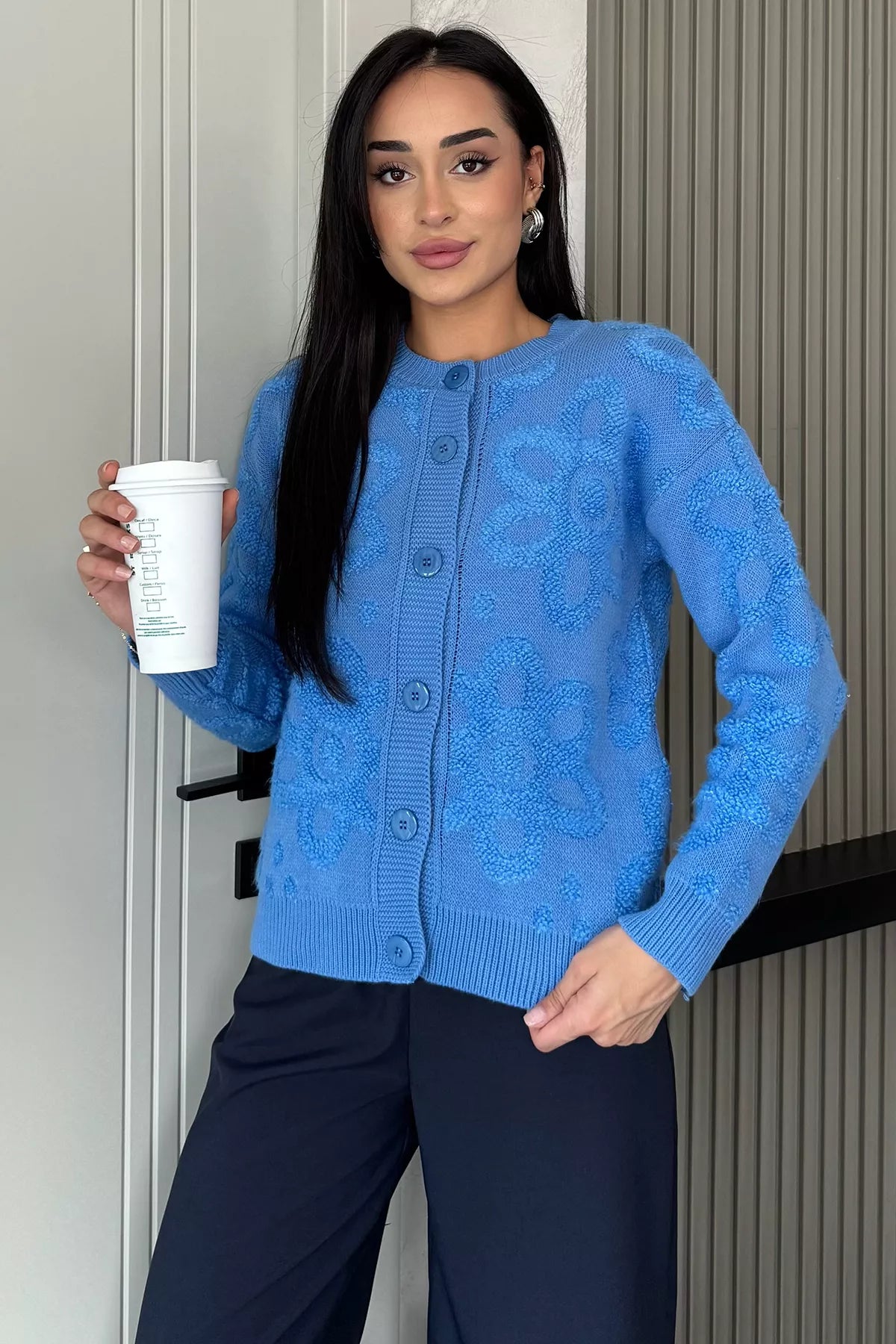 Çiçek Desenli Triko Ceket