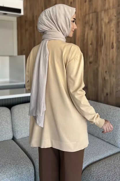 Çiçek Figürlü Ön Düğmeli Tesettür Triko Hırka