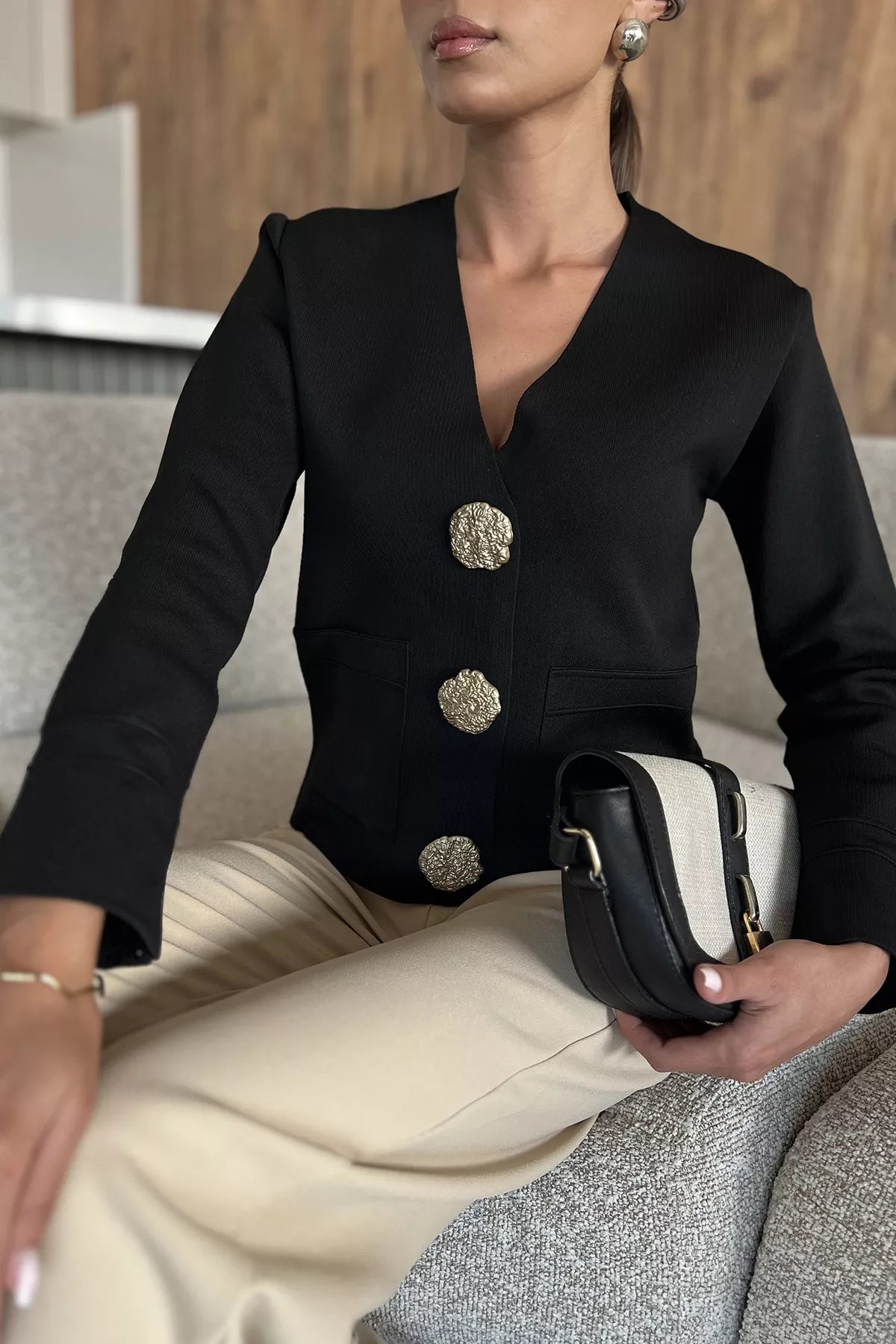 Çift Cepli Düğmeli Triko Ceket