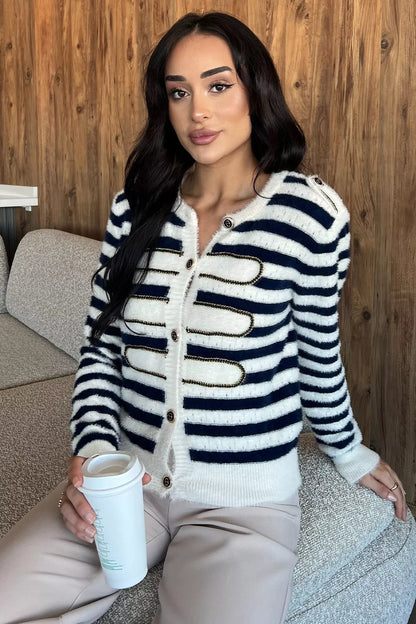 Çizgili Yumoş Triko Hırka