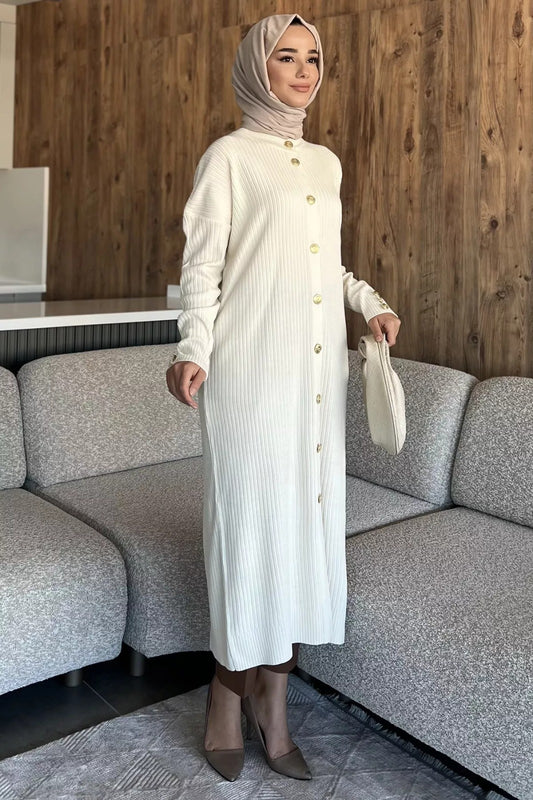 Gold Düğmeli Kendinden Çizgi Desenli Tesettür Triko Hırka