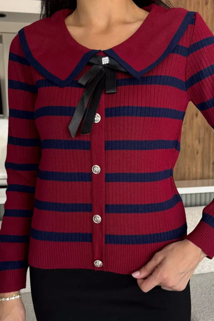 Fiyonklu Sahte Düğmeli Triko Bluz