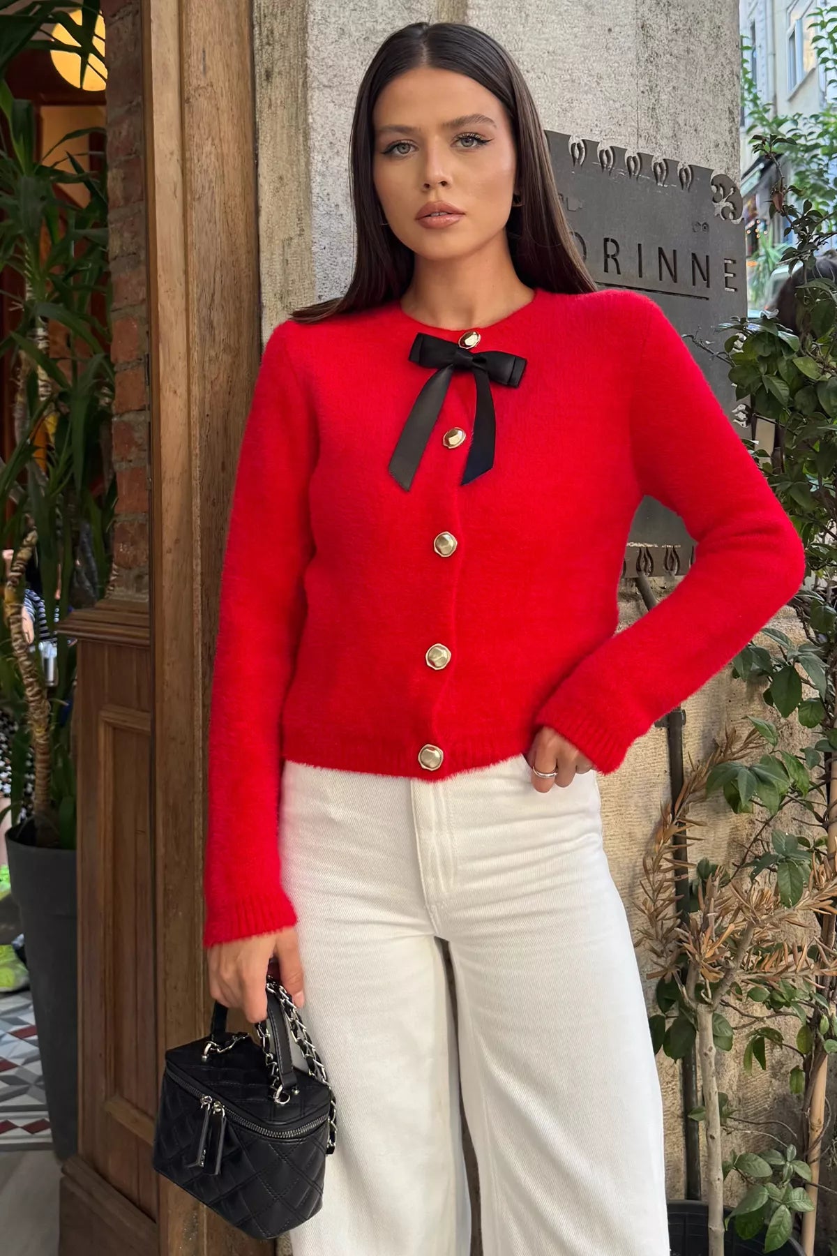 Ön Fiyonklu Sakallı Triko Ceket