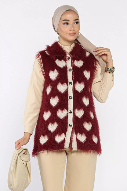 Kadın Kalpli Sakallı Triko Yelek