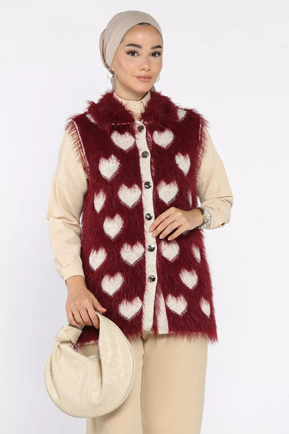 Kadın Kalpli Sakallı Triko Yelek