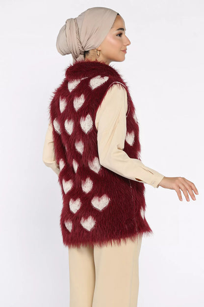 Kadın Kalpli Sakallı Triko Yelek