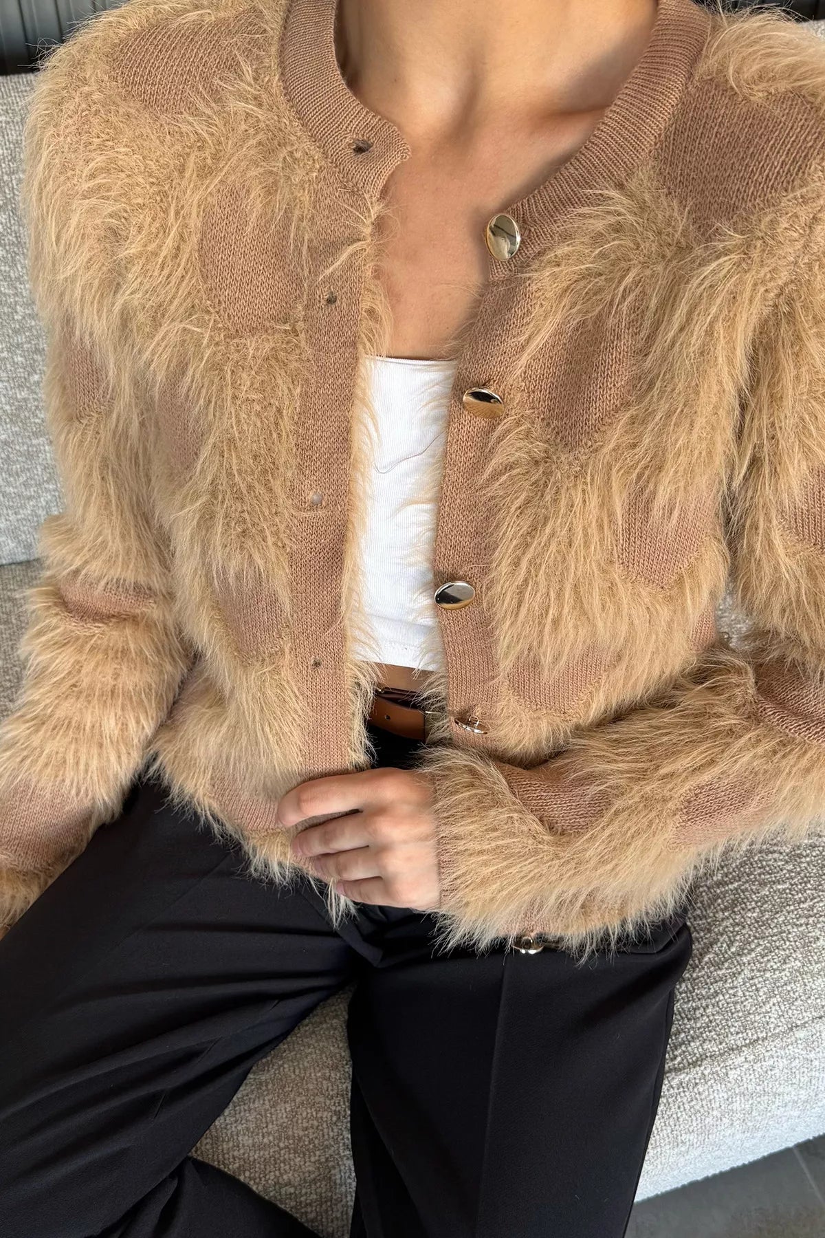 Kadın Ön Düğmeli Sakallı Triko Ceket