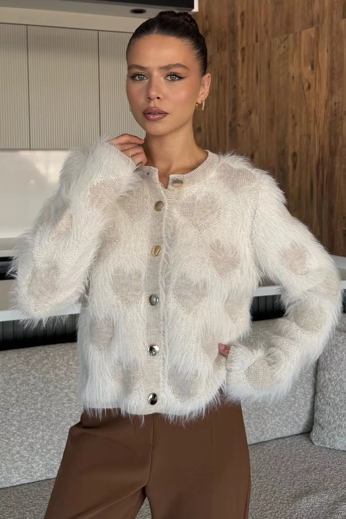 Kadın Ön Düğmeli Sakallı Triko Ceket