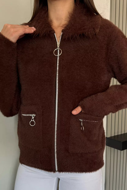 Kadın Peluş Yaka Çift Cepli Yumoş Triko Ceket