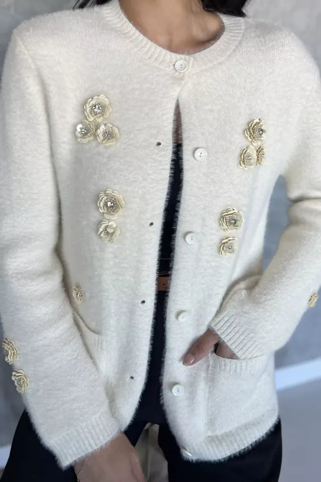 Kadın Pul İşlemeli Yumoş İplik Triko Ceket