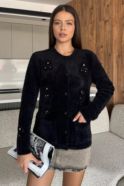 Kadın Pul İşlemeli Yumoş İplik Triko Ceket