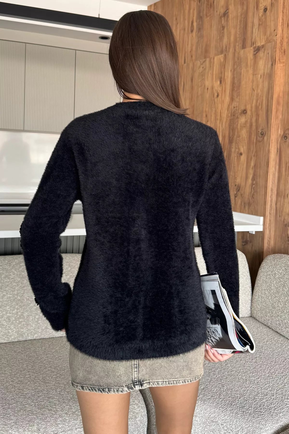 Kadın Pul İşlemeli Yumoş İplik Triko Ceket