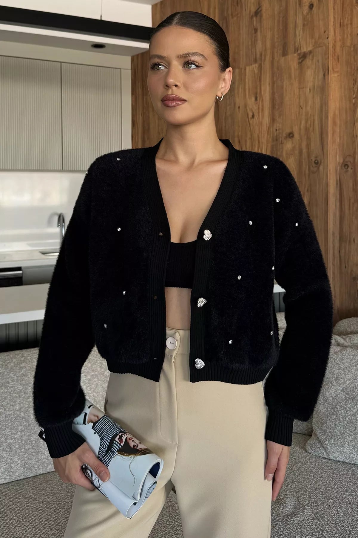 Kadın Taşlı Yumoş Triko Ceket