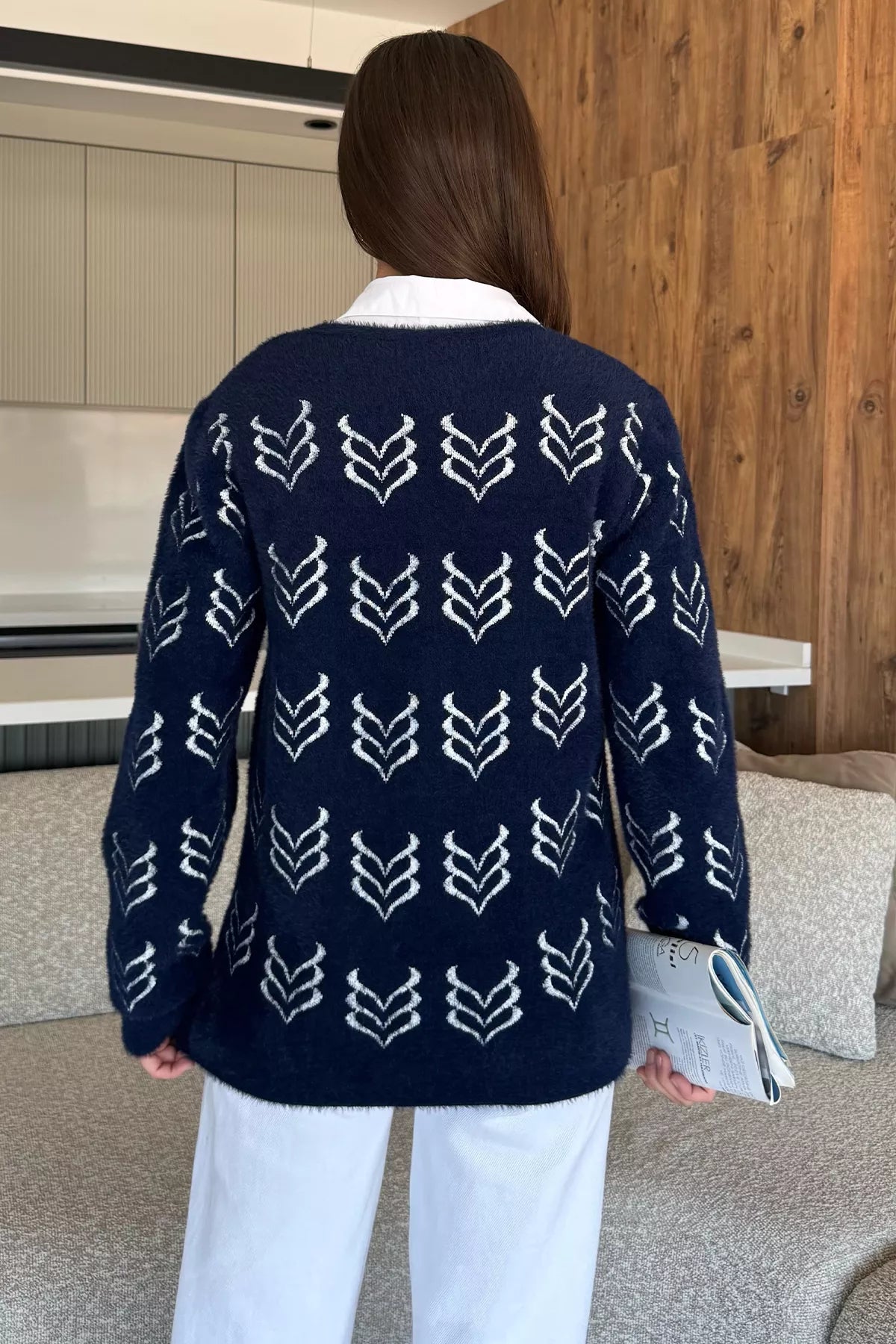 Kadın Yumoş İplik Sakallı Triko Ceket