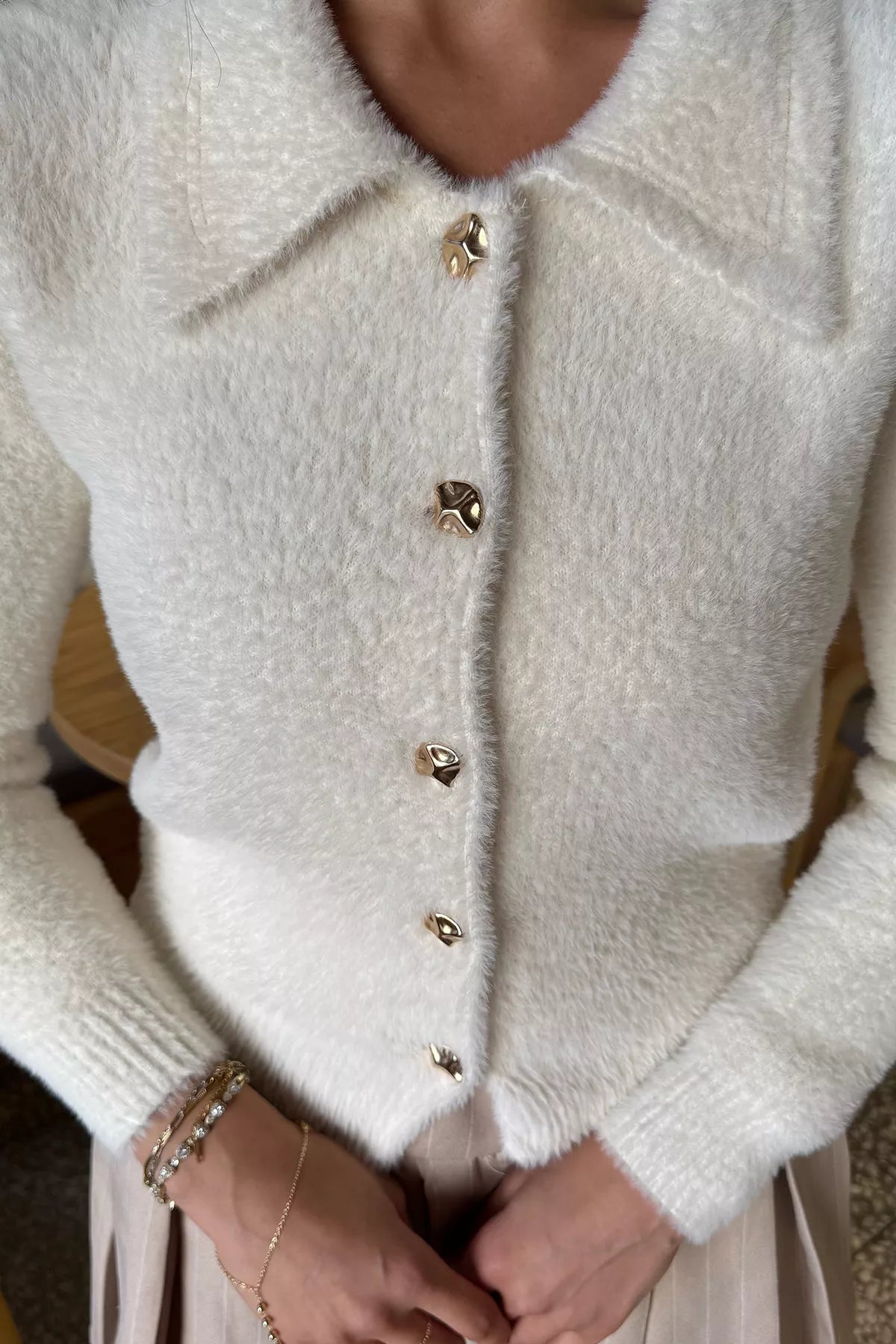 Kadın Yumoş İplik Triko Ceket