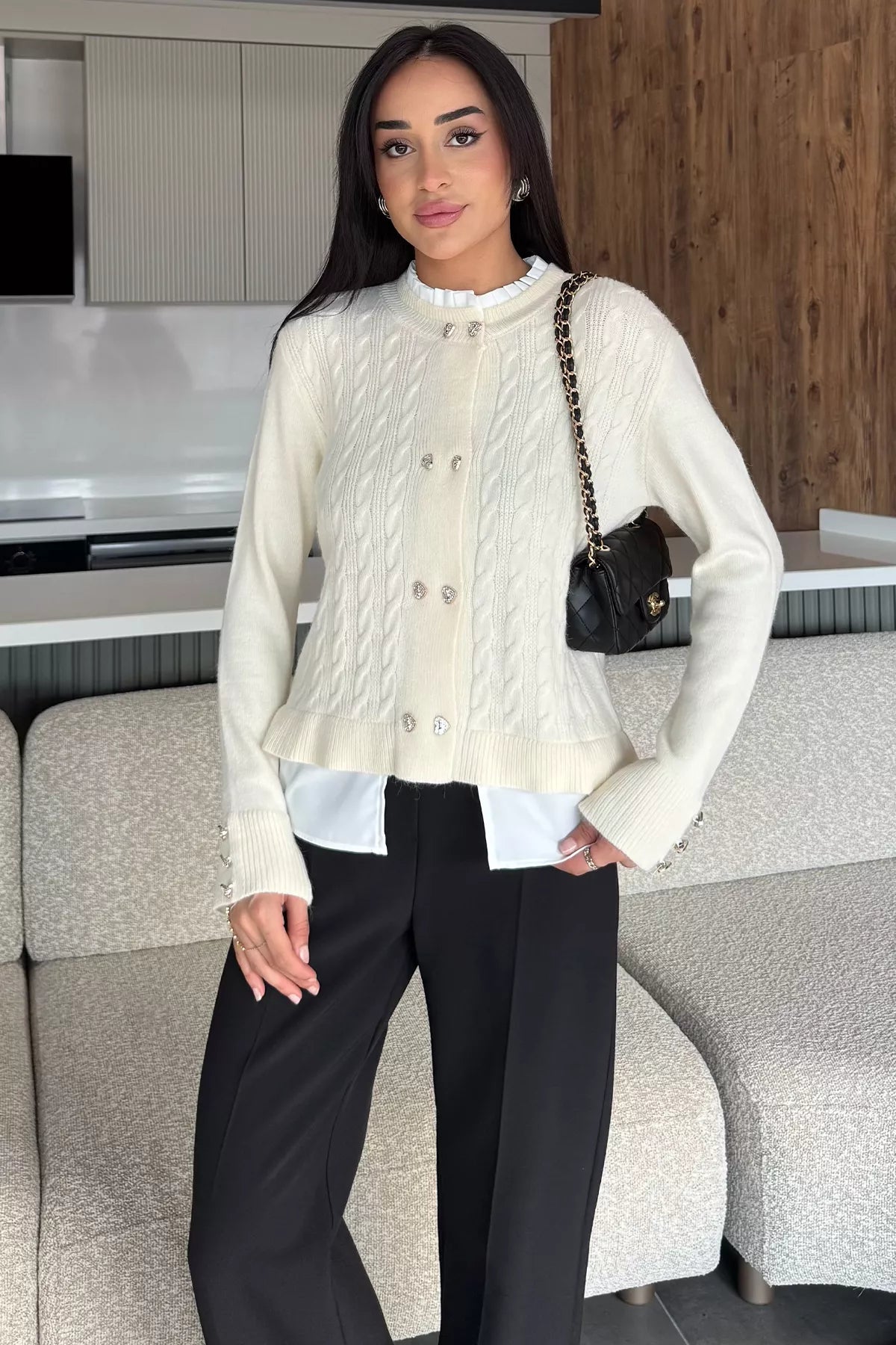 Kol Ve Ön Düğmeli Triko Ceket