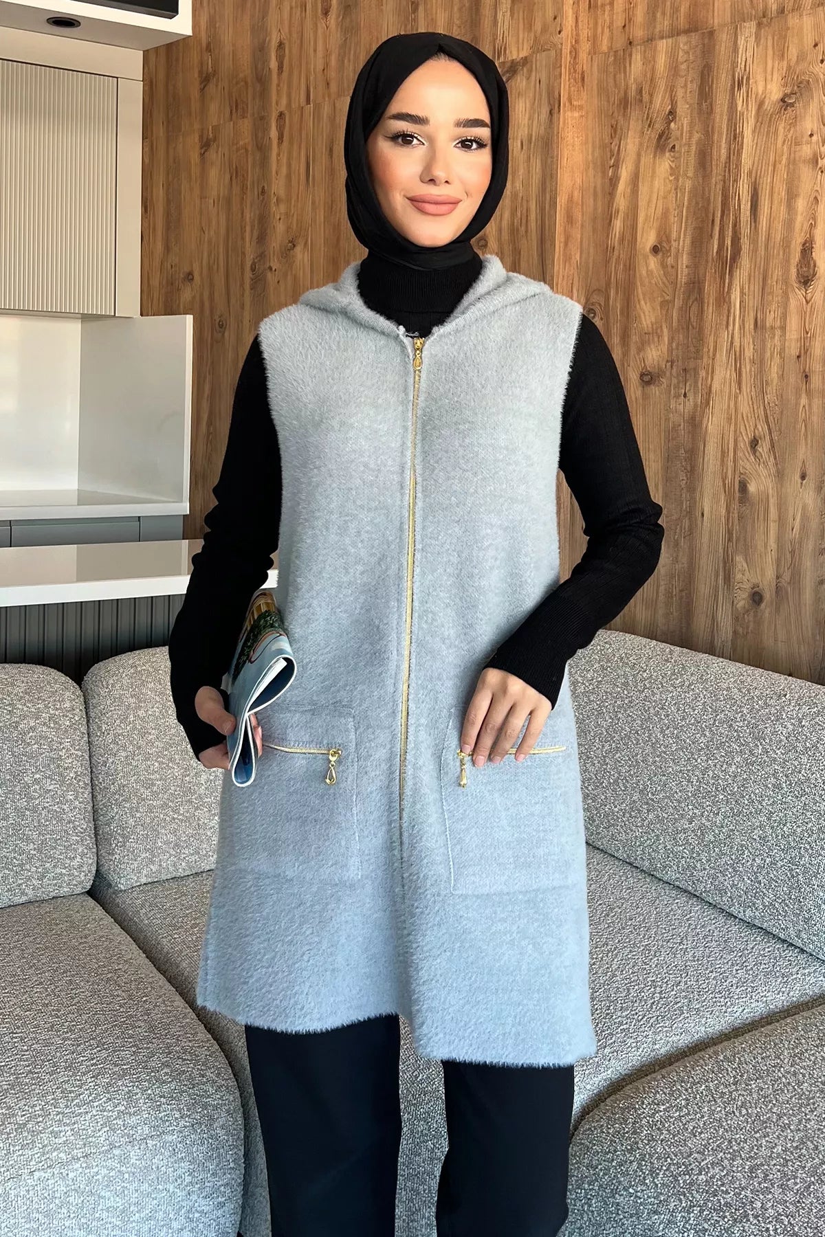 Kolsuz Fermuarlı Yumoş Tesettür Triko Yelek