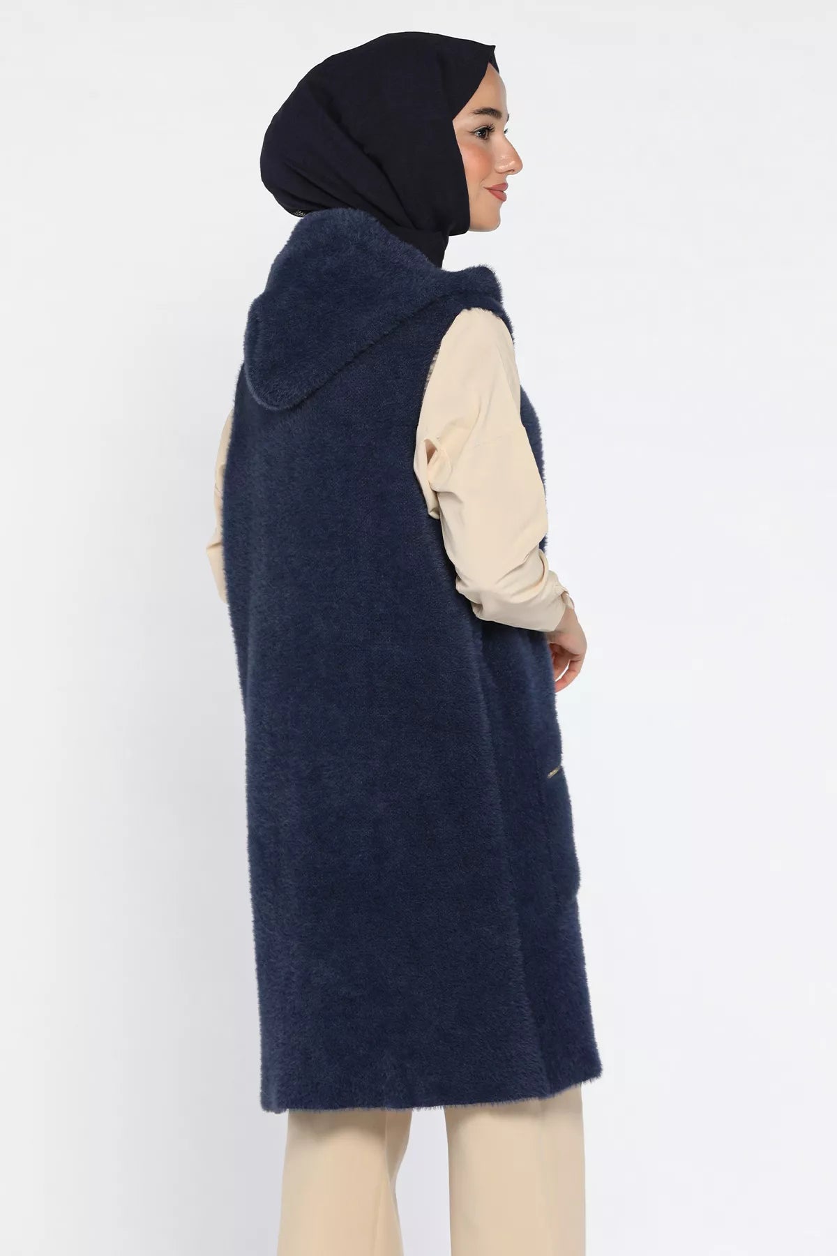 Kolsuz Fermuarlı Yumoş Tesettür Triko Yelek