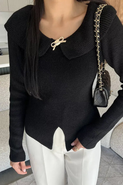 Ön Broşlu Bel Yırtmaçlı Triko Bluz