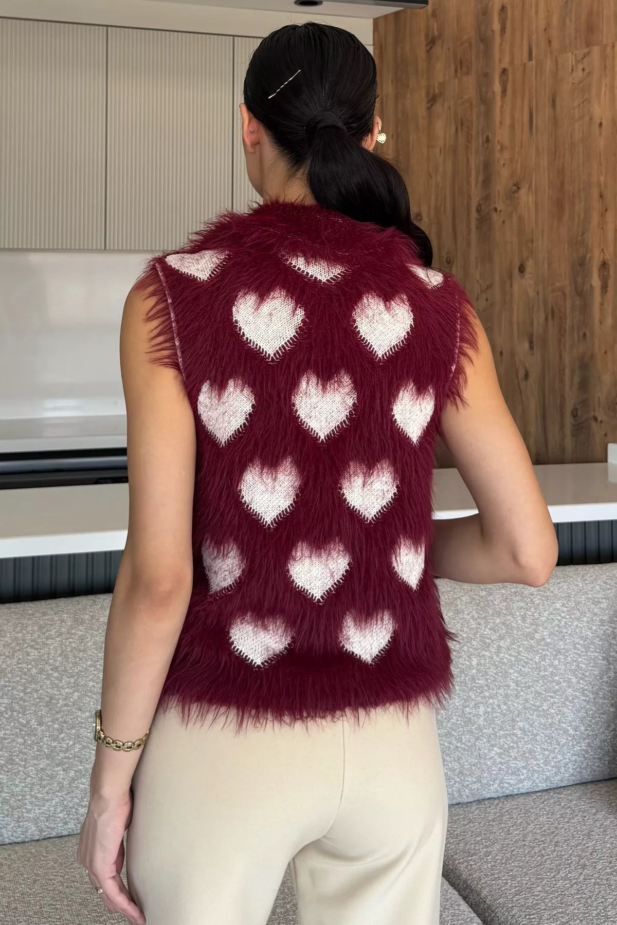 Sakallı Kalpli Kadın Triko Yelek