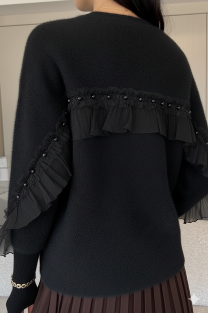 Kadın Broş Detaylı Sırt Fistolu Yumoş Triko Ceket