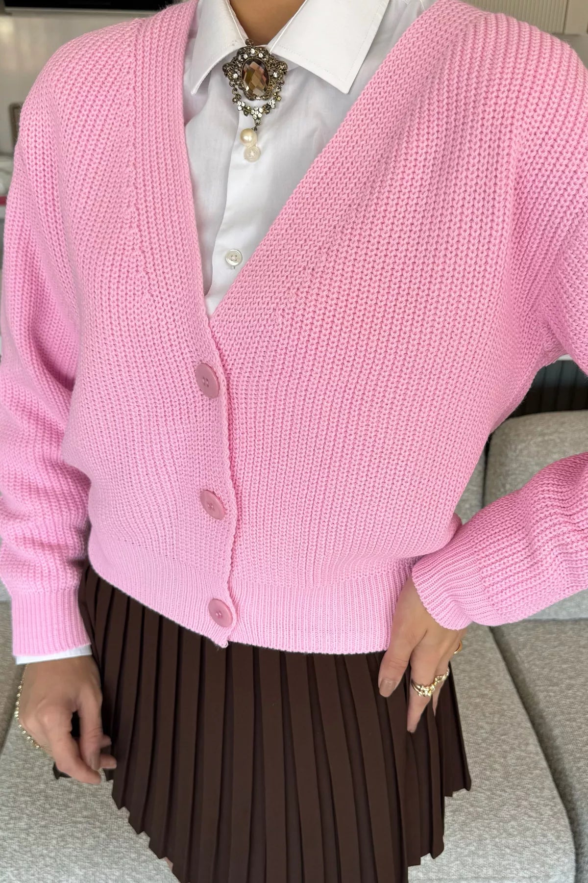 V Yaka Ön Düğmeli Kadın Örme Triko Hırka